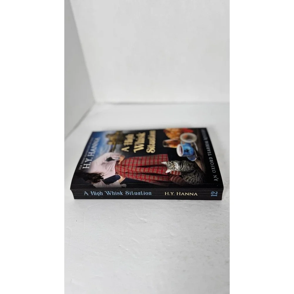A‎ High Whisk Situation H.Y. Hanna 2023 Oxford Tearoom Mystery Book 12 Paperback